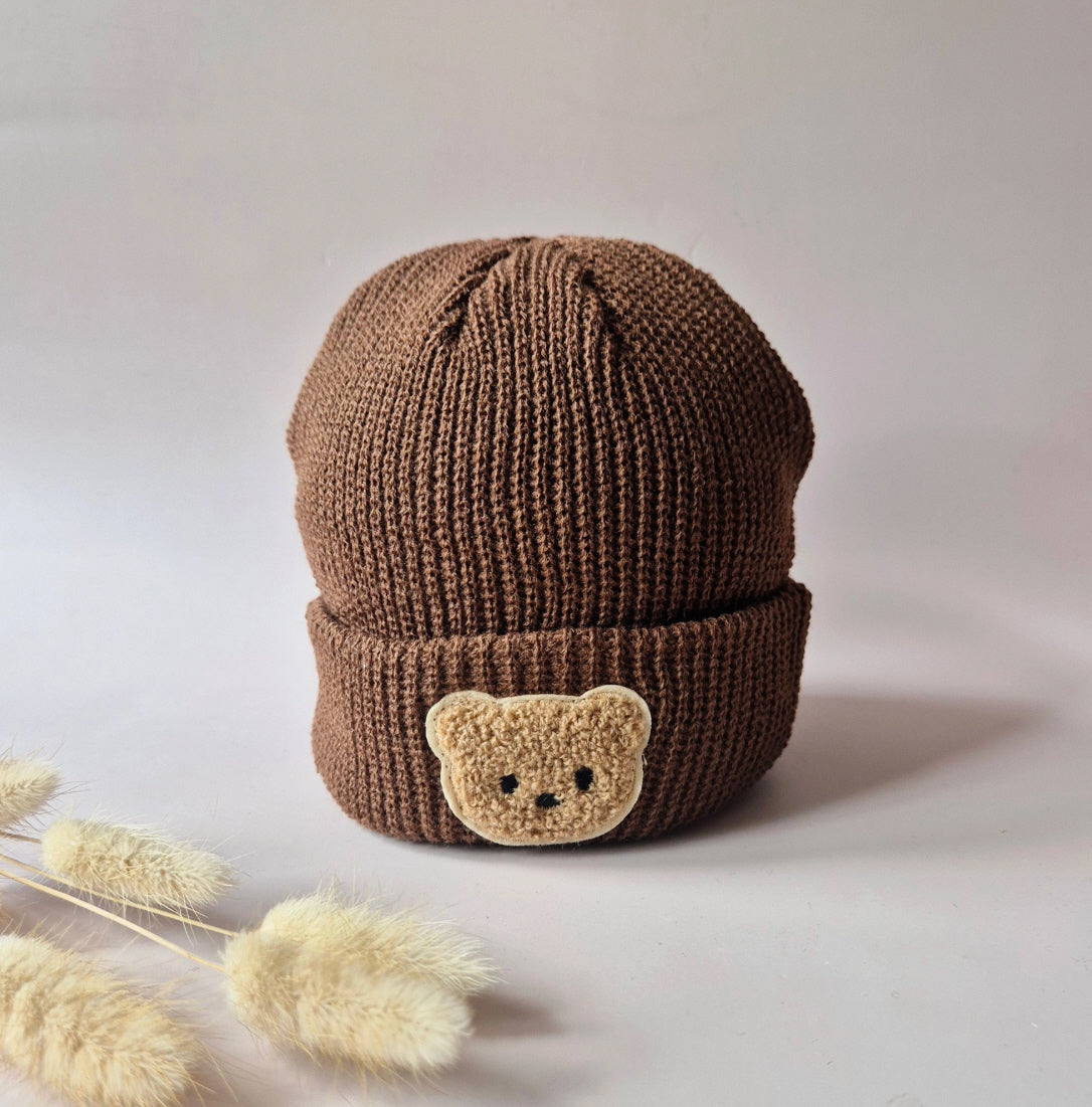 Warme Strickmütze für Babys und Kleinkinder, beige und braun