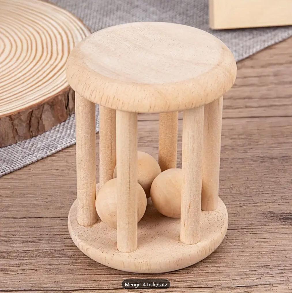 4-teiliges Baby-Rasselspielzeug aus Holz