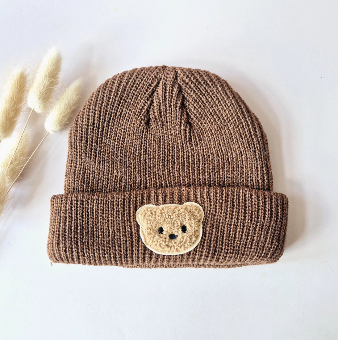 Warme Strickmütze für Babys und Kleinkinder, beige und braun