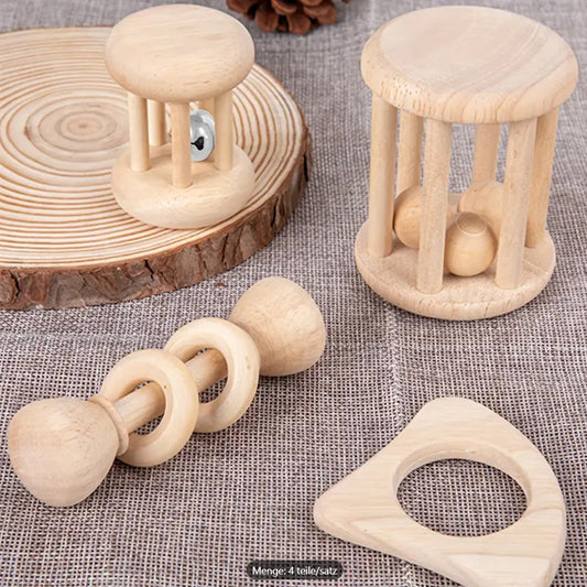 4-teiliges Baby-Rasselspielzeug aus Holz